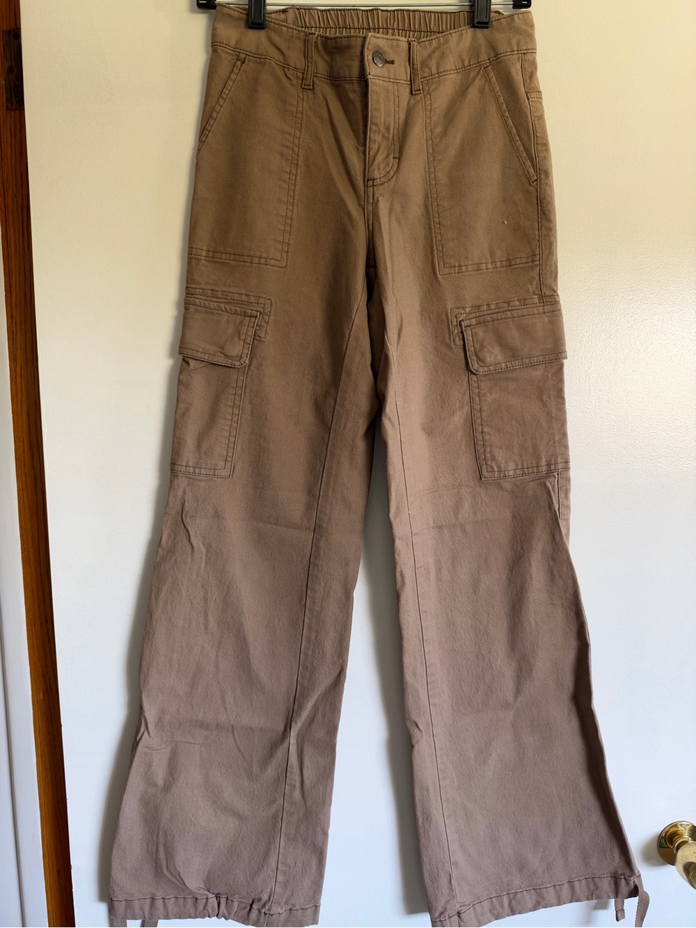 Women’s Tan Cargo Pants